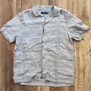 Vineyard Vines Men's Light Blue linen Short Sleeve Shirt